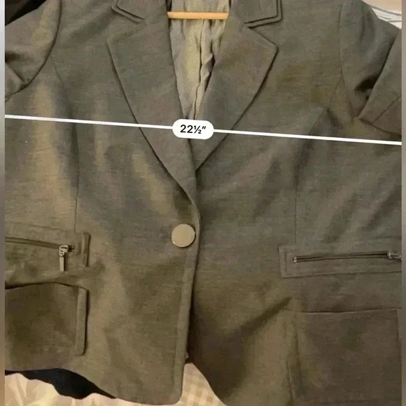 Tahari one button blazer gray petite 10 - Picture 4 of 9